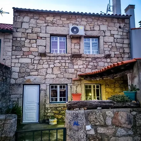 Casa Martins By Tear * Aldeia de João Pires